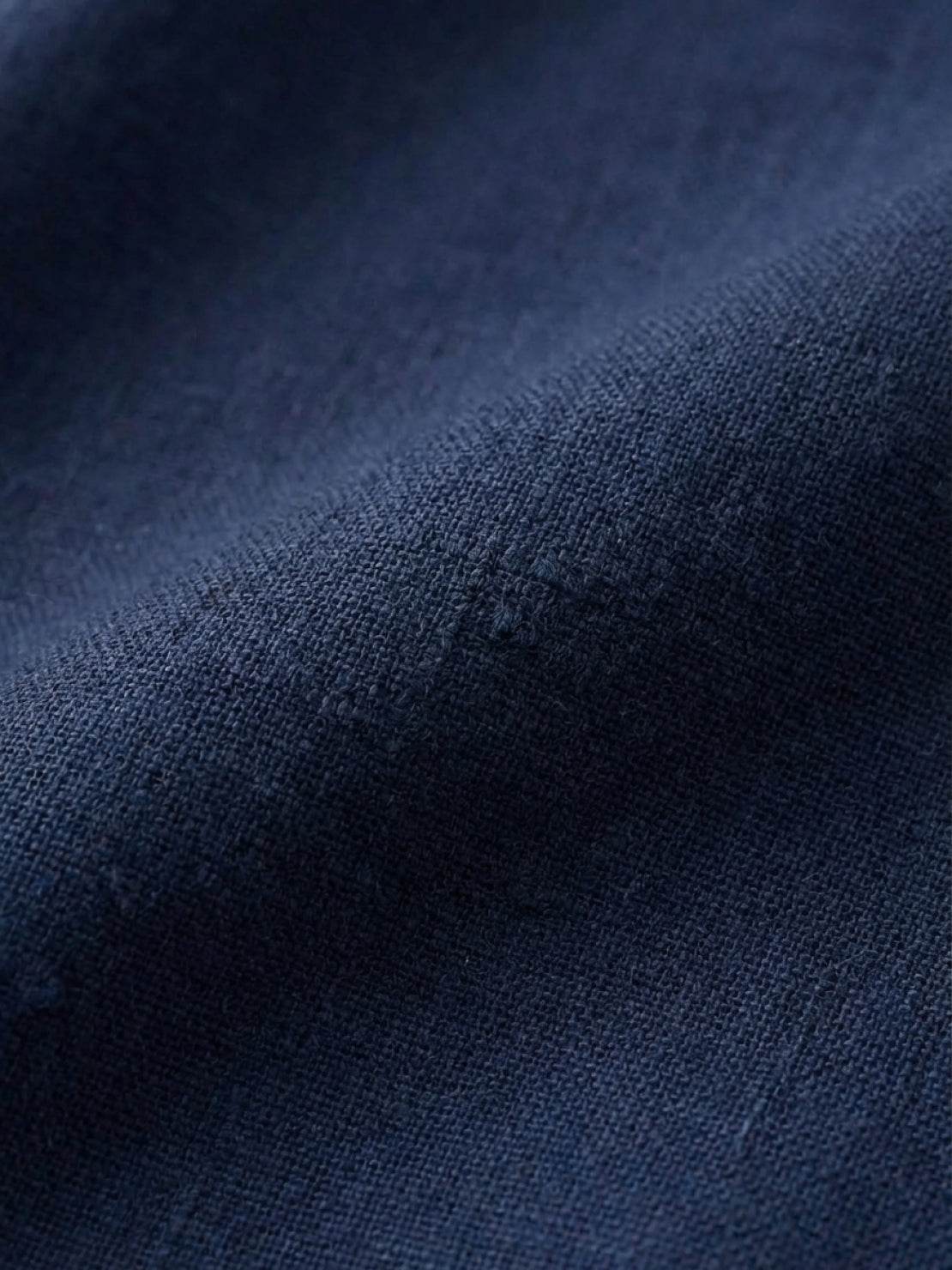 100% linen wide-leg high-rise pants with elastic waistband and side pockets