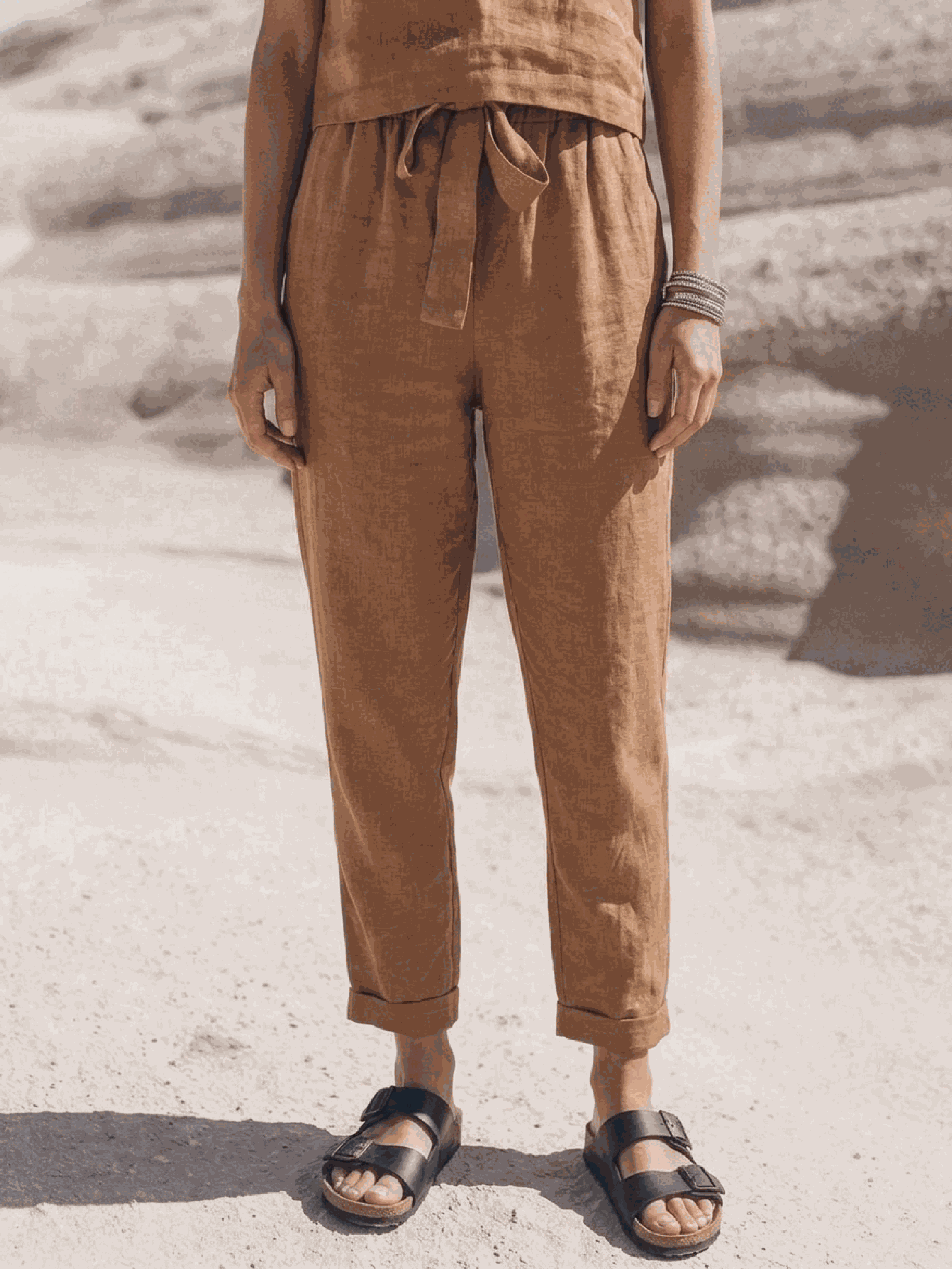 relaxed cotton-linen set with short-sleeve top and straight-leg pants in monochrome tones