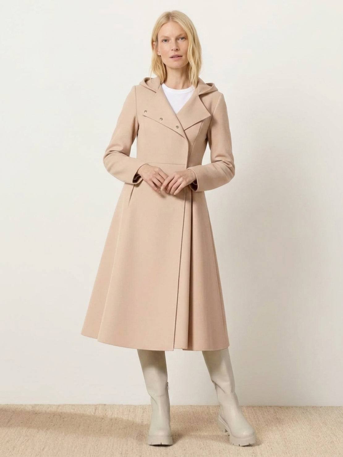 Women's water-repellent A-line hooded raincoat with belt and insulated lining