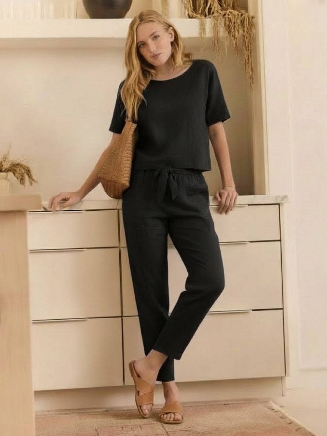 Cotton linen set relaxed monochrome two-piece outfit with breathable cotton-linen blend fabric