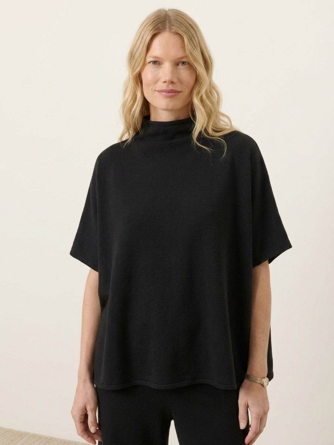 Cotton-blend capelet lounge set with mock neck top and wide-leg pants in relaxed fit