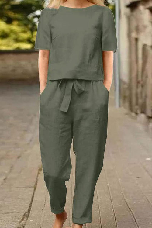 Women's cotton-linen blend monochrome two-piece set with relaxed fit and short sleeves