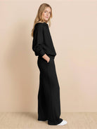 Wrinkle-free casual two-piece polo set with breathable fabric and structured fit