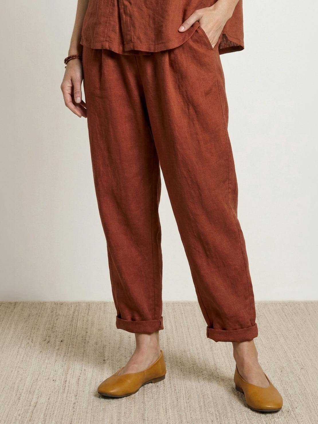 100% cotton artisan two-piece set with oversized shirt and wide-leg pants in natural crinkle texture