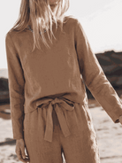Relaxed cotton-linen set with short-sleeve top and straight-leg pants in a breathable monochrome blend
