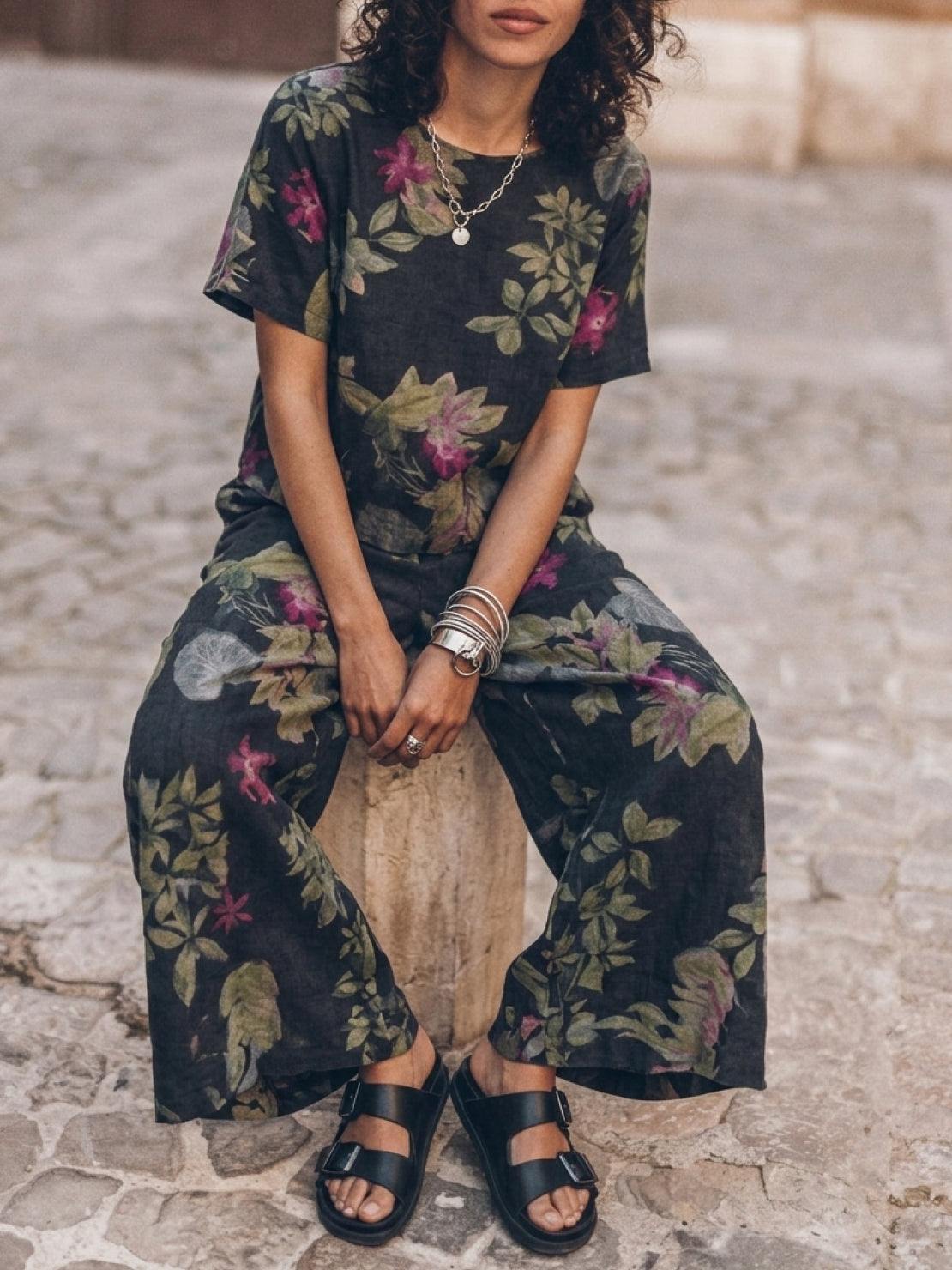 Loose fit co-ord set with soft-tailored top and wide-leg bottoms in breathable cotton