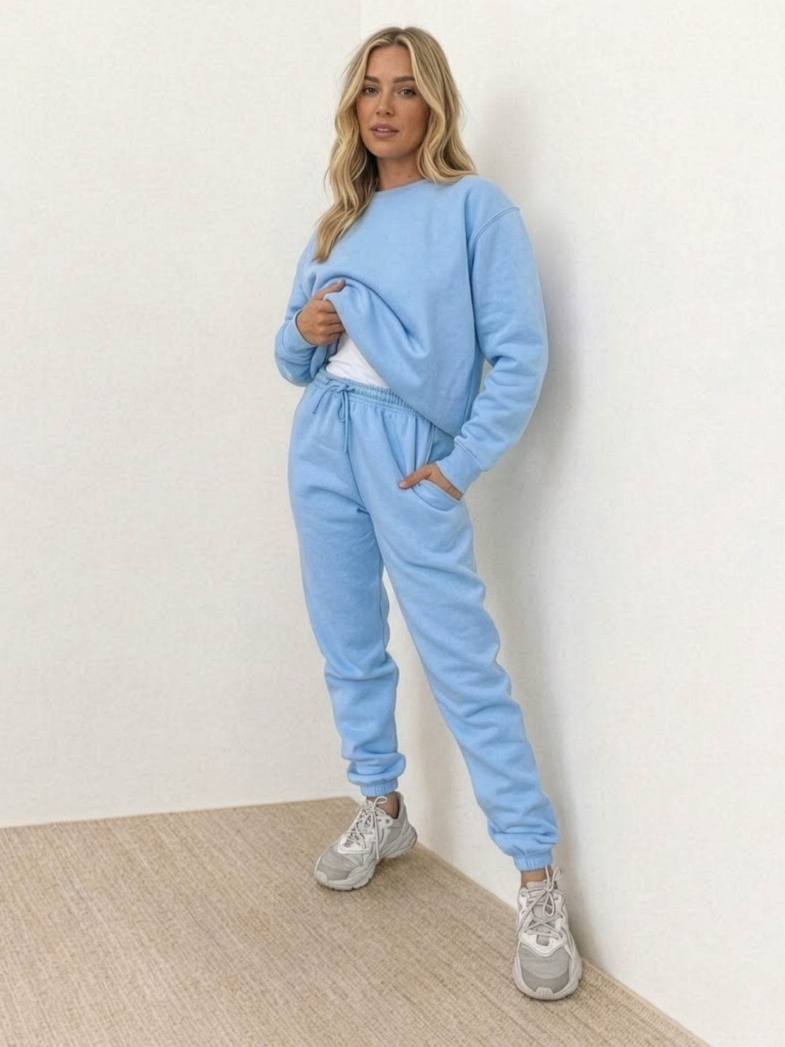 Classic Comfort Athleisure set in breathable stretchy fabric for women