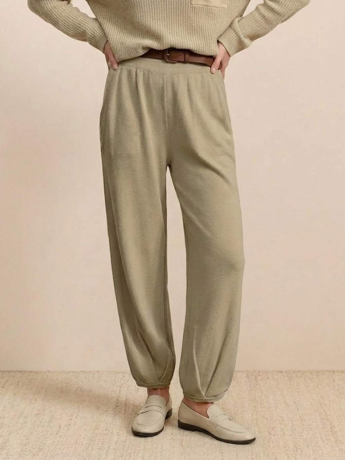European minimalism relaxed khaki knit sweater top and trouser set with casual style