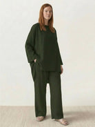 Everyday Fashion Loose-Fit two-piece matching set in breathable fabric for casual elegance